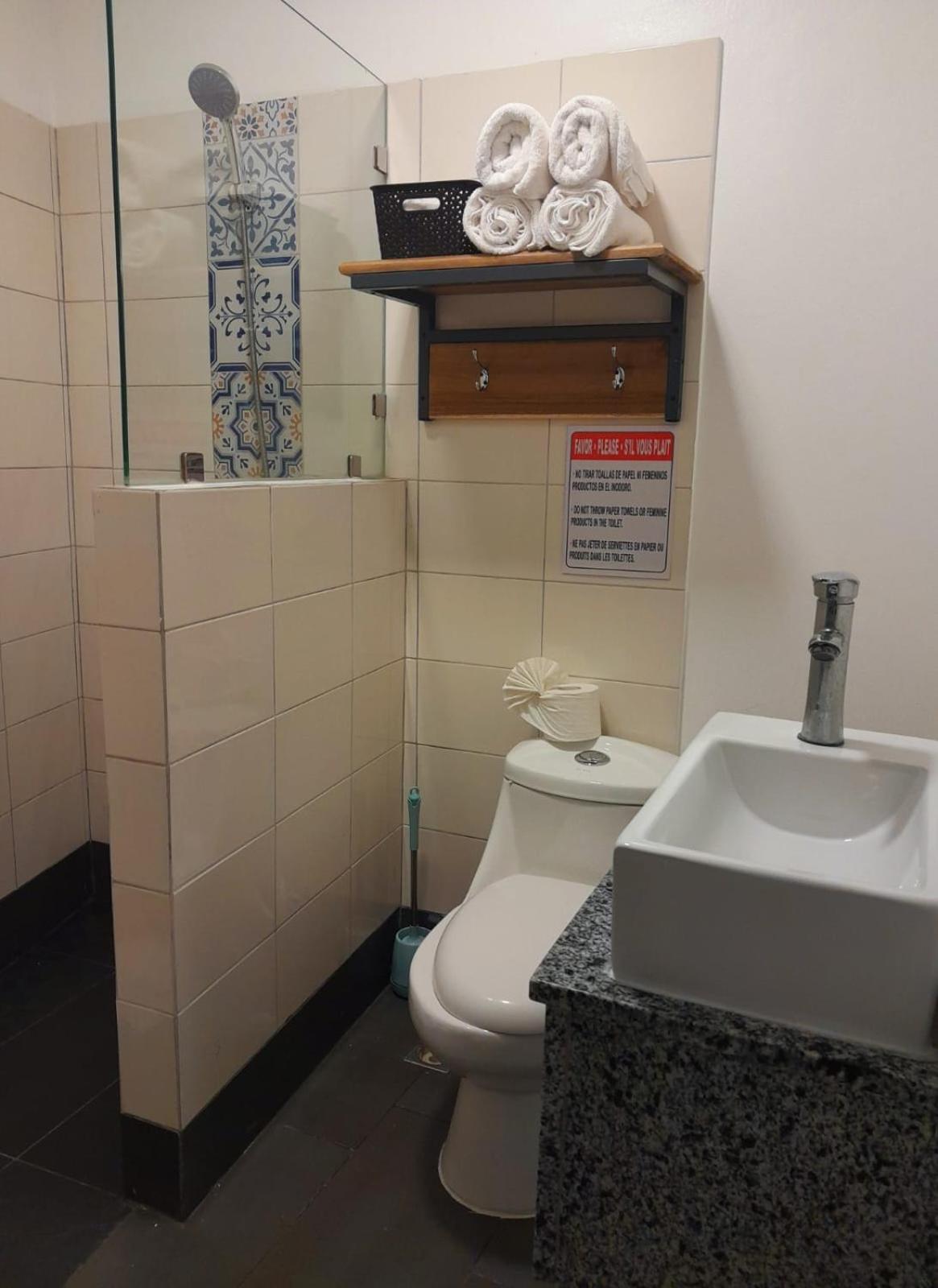 Hostal Marina Samana מראה חיצוני תמונה
