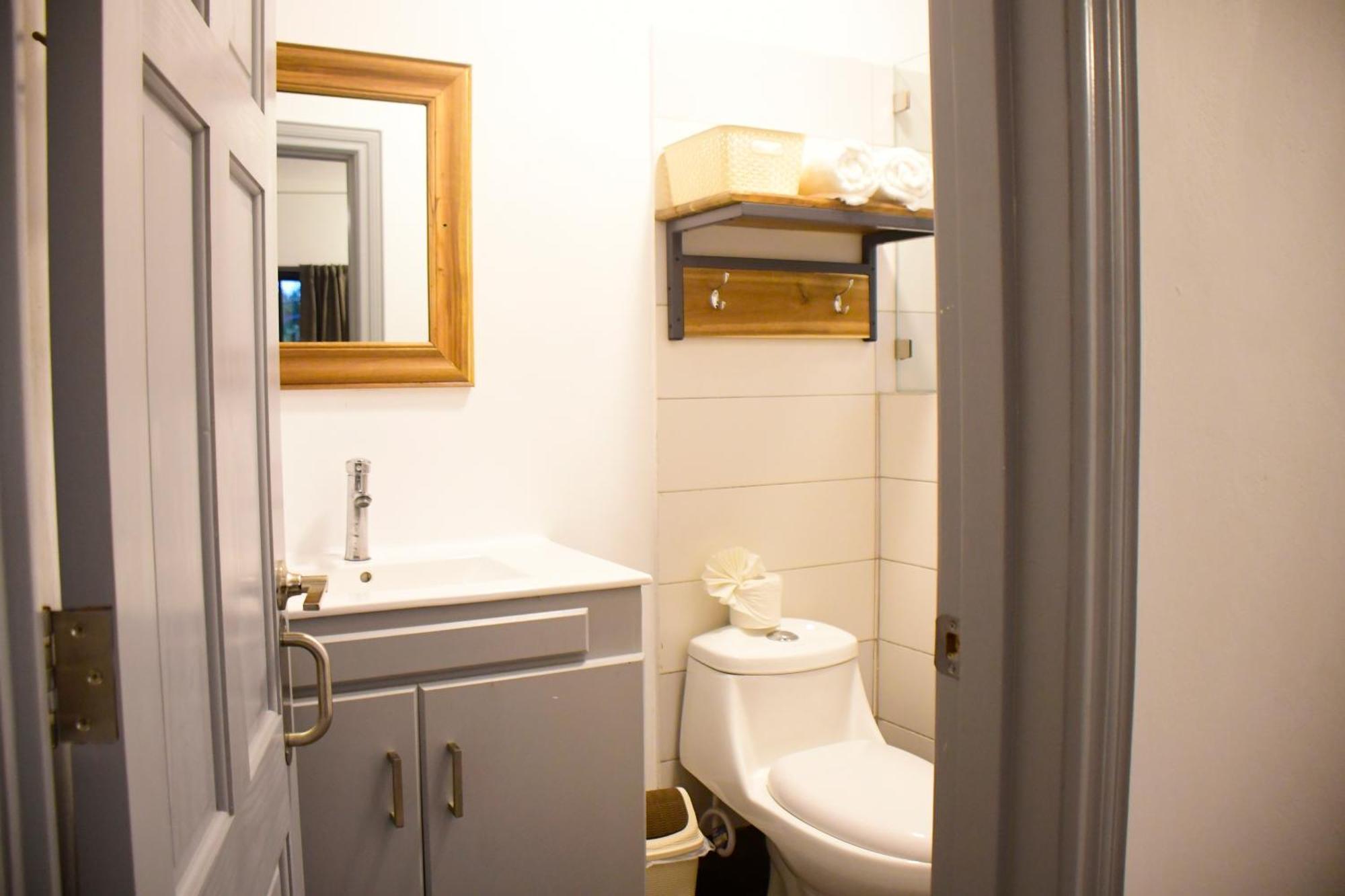 Hostal Marina Samana מראה חיצוני תמונה